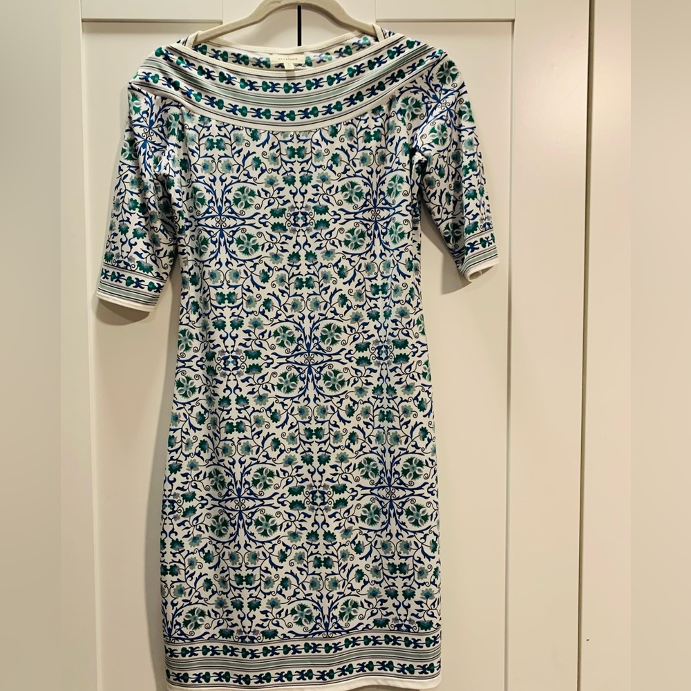 Woman’s dress by Max Studio